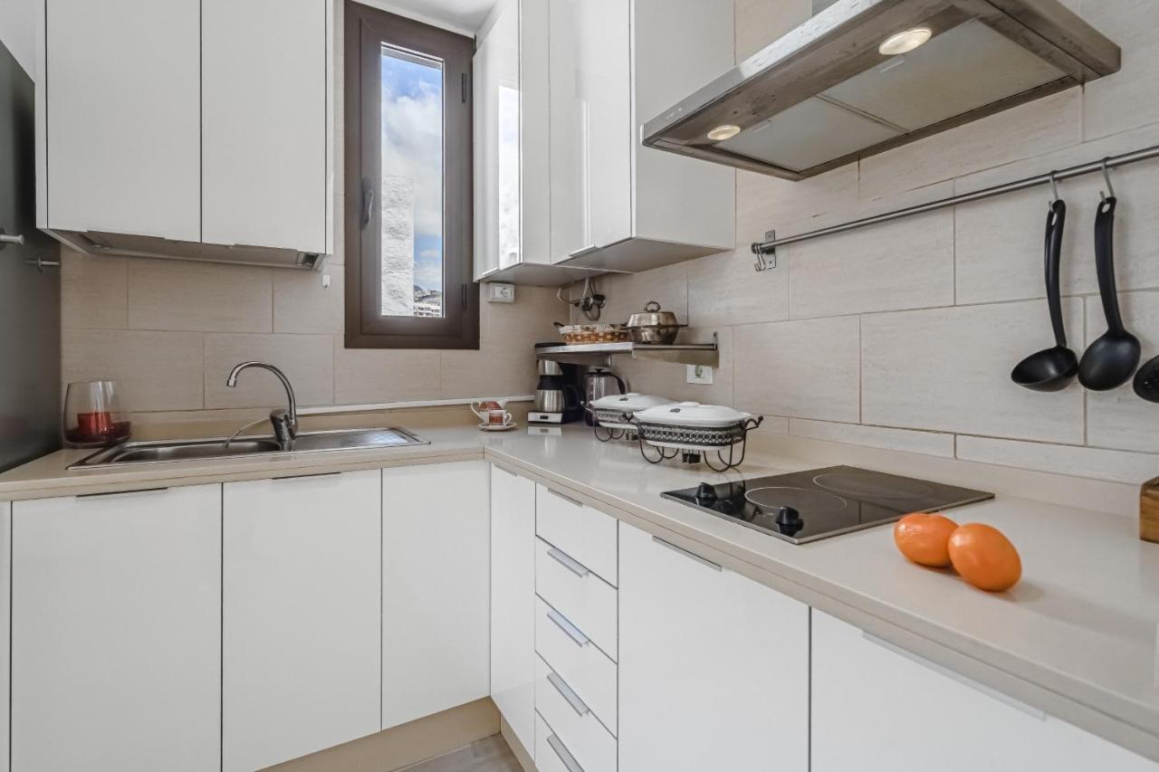 Cozy Apartments - 150 Meters From The Beach, Free Wi-Fi Playa de las Americas  Exteriér fotografie